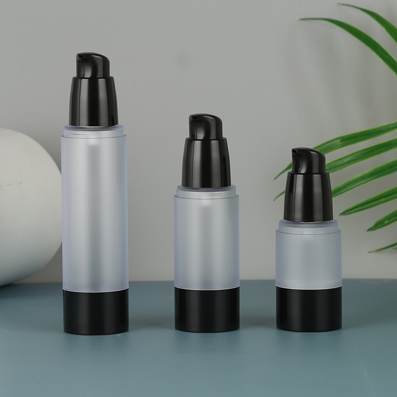 153050ml Transparent airless bottle with full cap  1.jpg